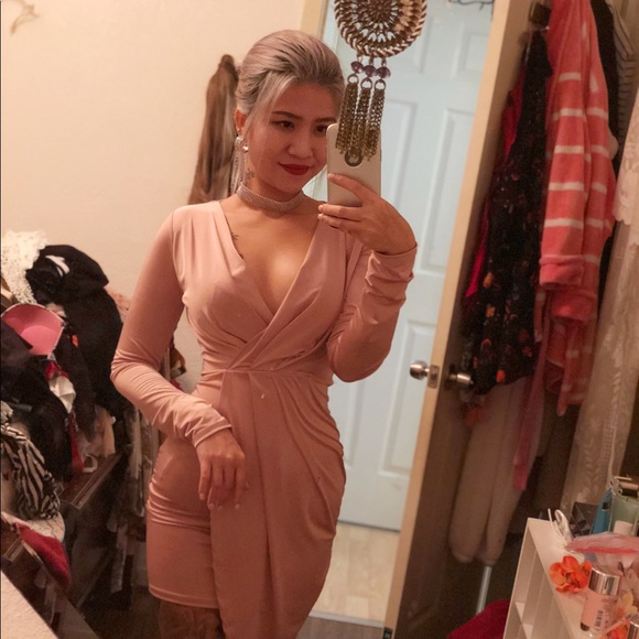 Dresses & Skirts - Dress